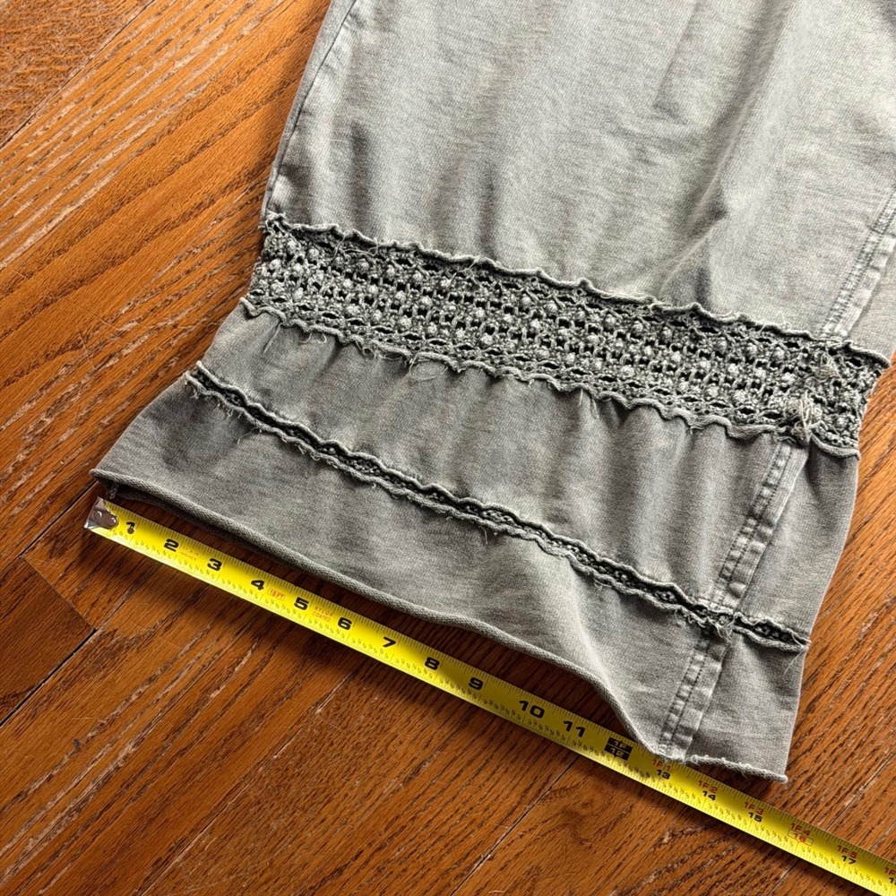 Easel Los Angeles Olive Green Crochet Lace Wide Leg Crop Pants Womens Medium - Picture 4 of 11
